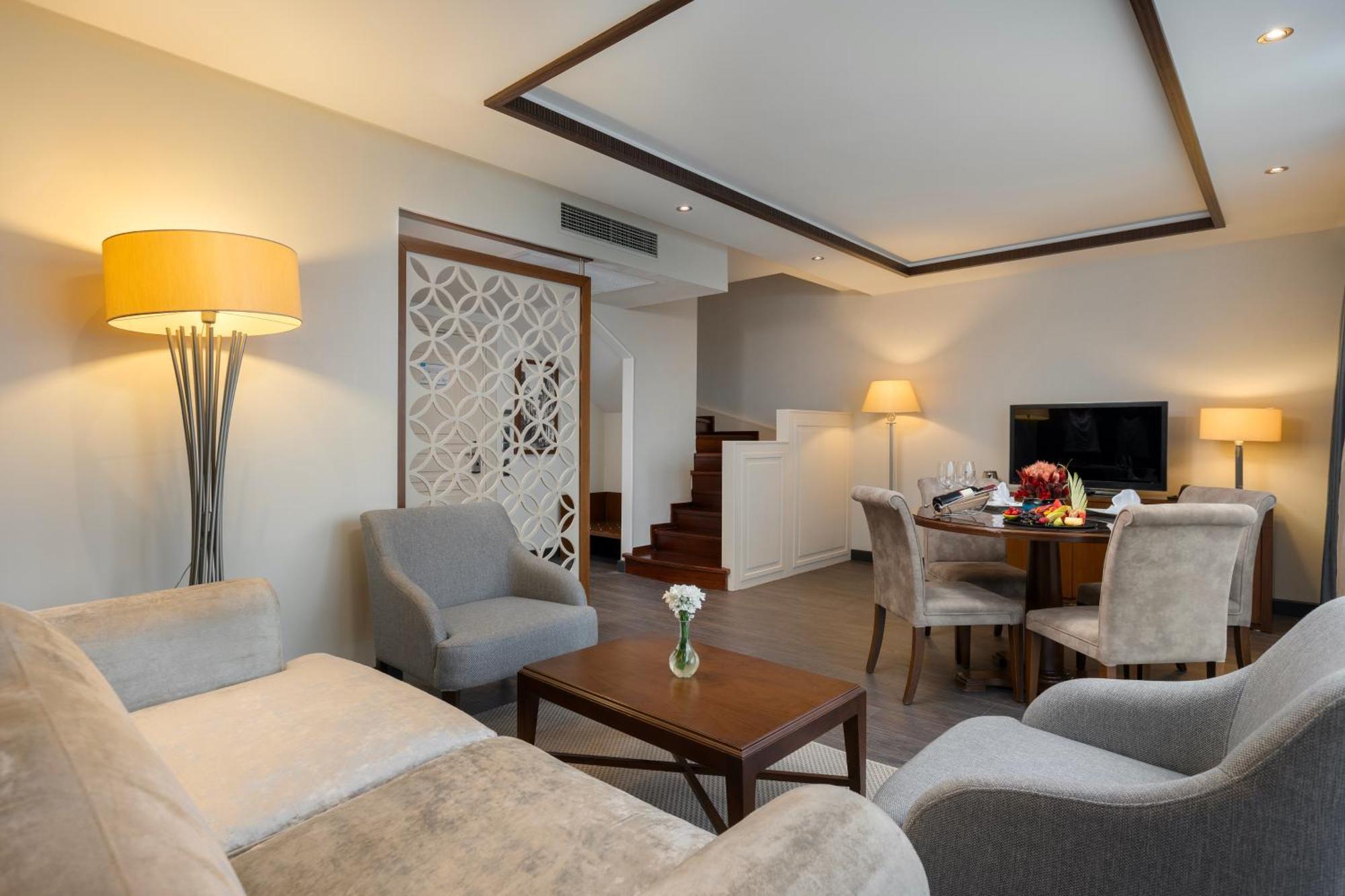 Miracle Istanbul Asia Airport Hotel & Spa Esterno foto